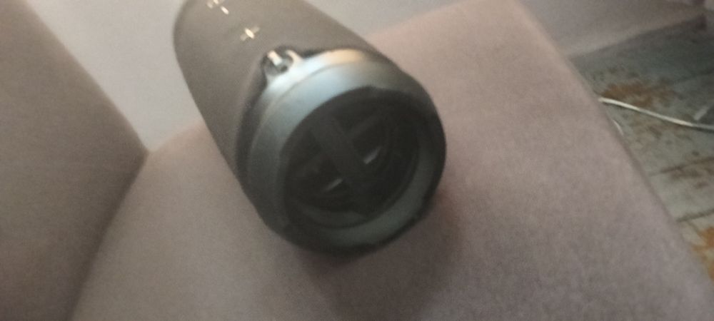 Głośnik na Bluetooth na części