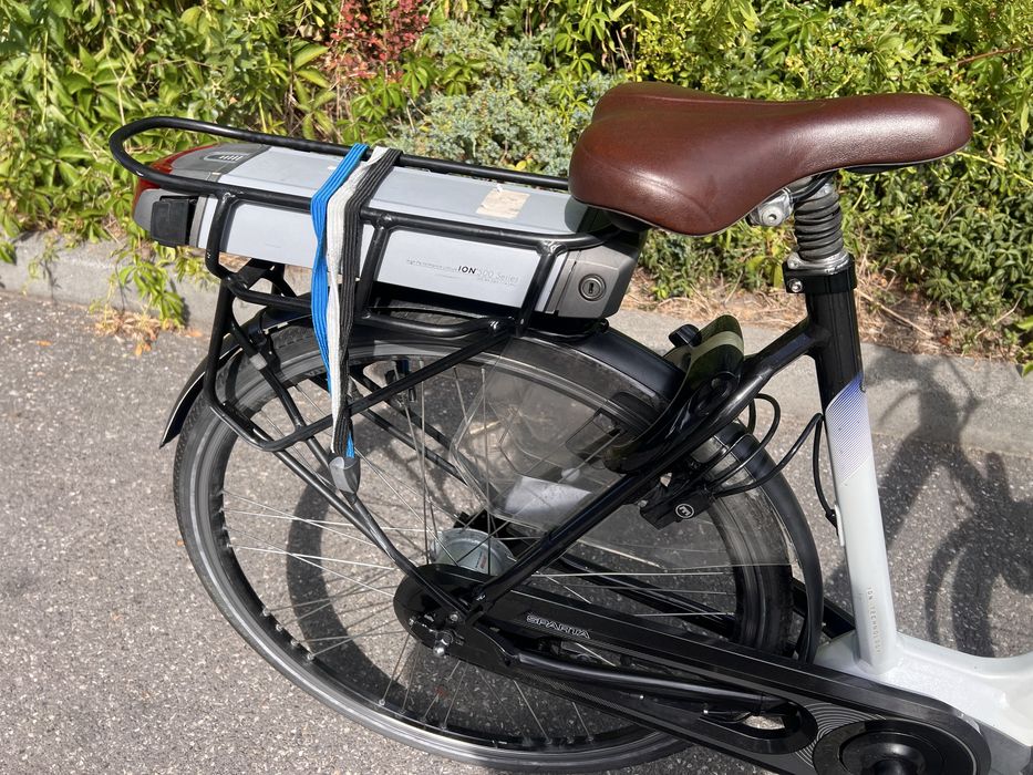 Świetny rower elektryczny SPARTA ION 36V 500Wh centralny YAMAHA 8 biegów NEXUS /A