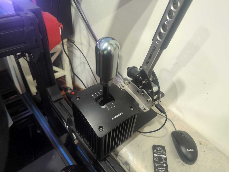 Simulador Sim Racing Profissional Completo – Fanatec DD2 + Motion + G9 49"