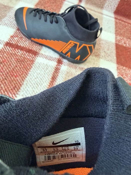 (Оригінал) сороконіжки,футзалки Nike MercurialX SuperflyX 6, розмір 37