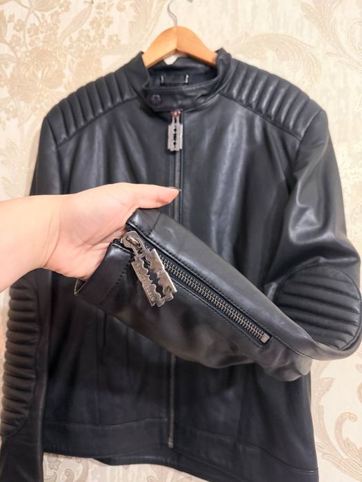 Шкіряна курточка