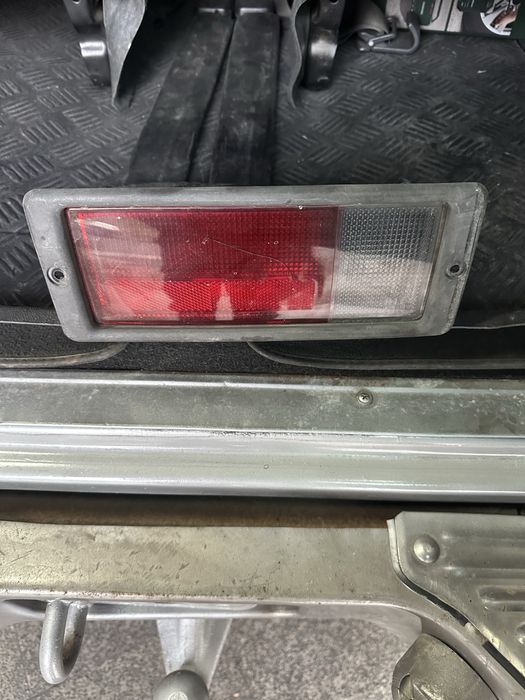 Farol hyundai galloper