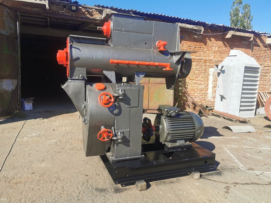 В НАЯВНОСТІ!!Гранулятор комбікормів Б6ДГВ, лінія комбікорма, комбікорм