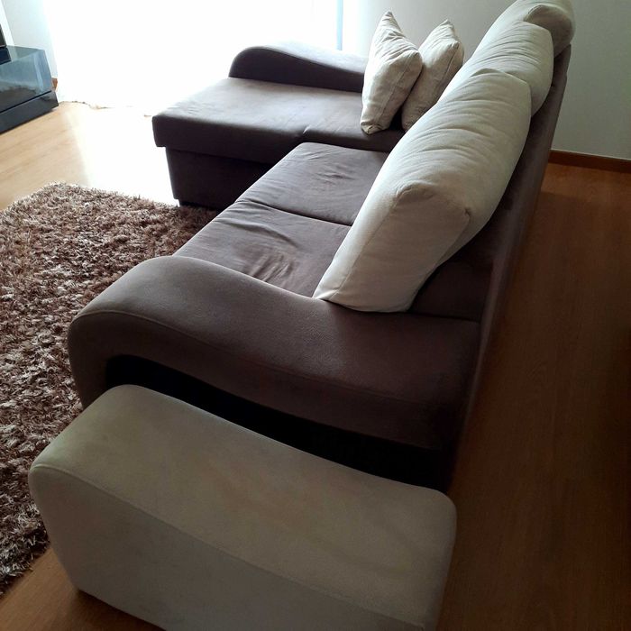 Sofá cama com chaise long