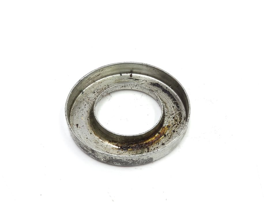 Dekiel osłona łożyska korby prawa Romet Wigry Jubilat Zenit Alka Wagan