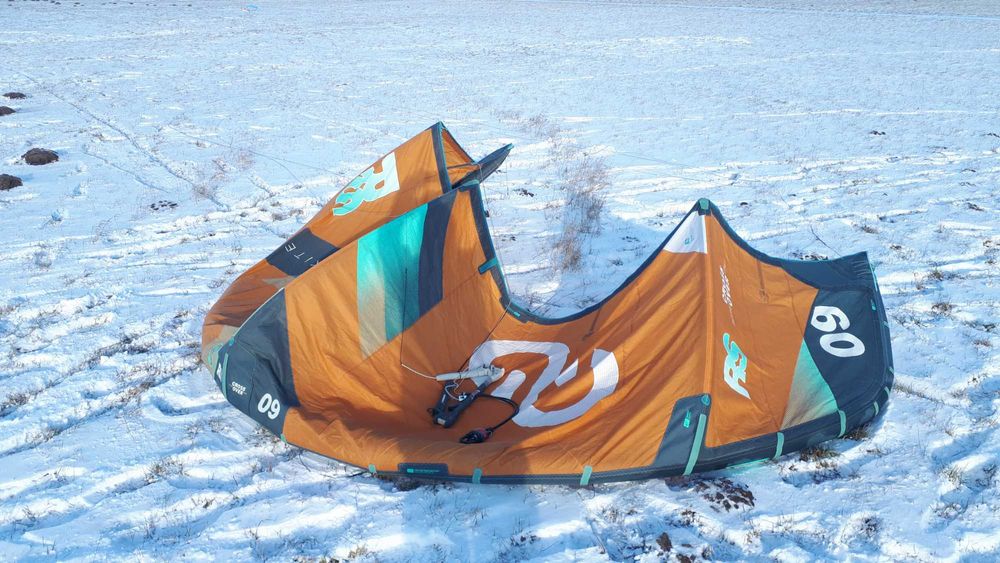 Eleveight RS v7  9m2  2024r (do progresu i do nauki) - duży hangtime