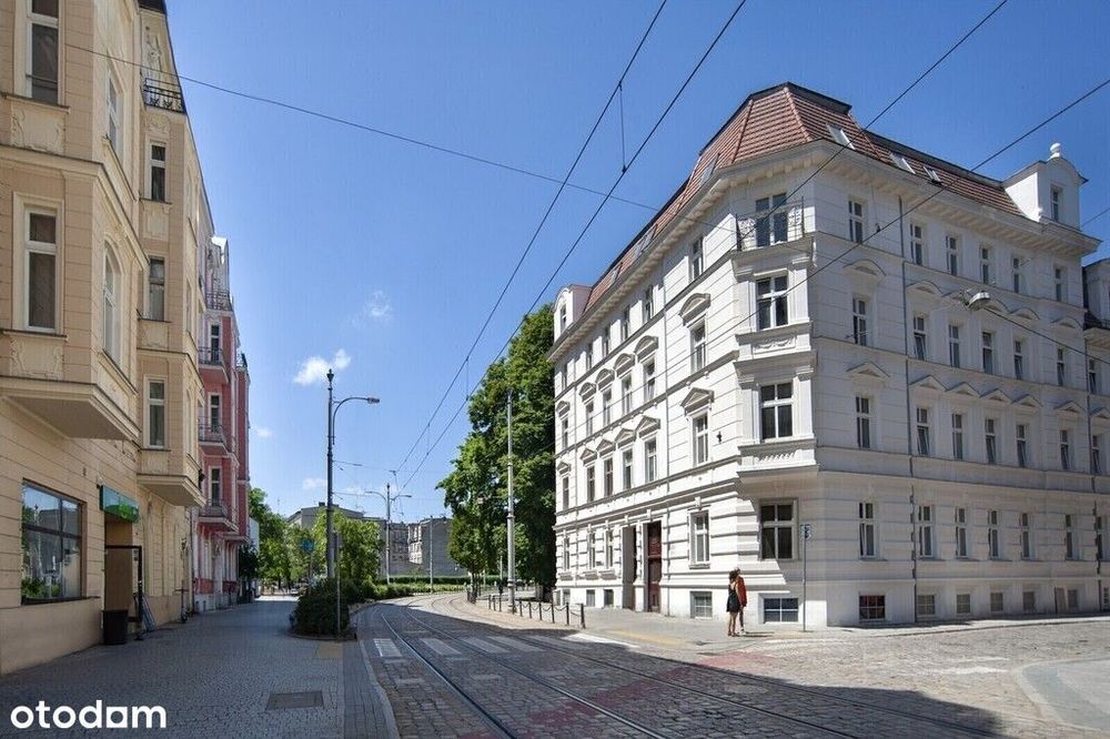 M2/Wysokie sufity/Deska na podłodze/Ścisłe centrum