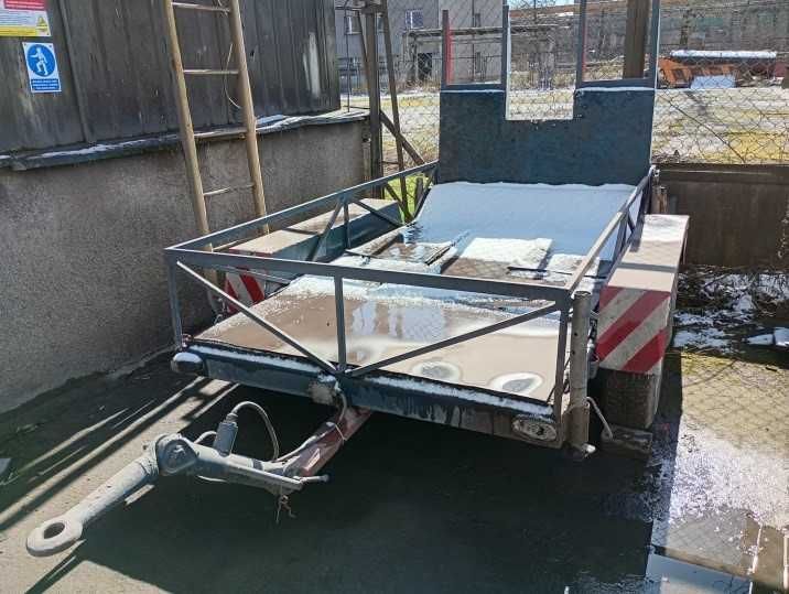 Przyczepka: Typ: SAM