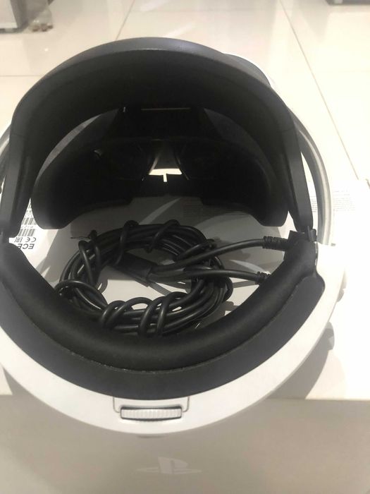 Gogle PlayStation + Kamera V2 + 4x Kontrolery Move