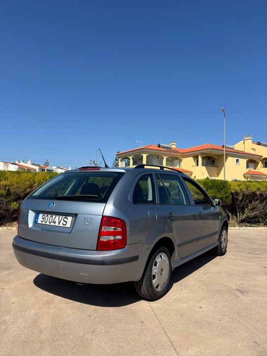 Skoda Fabia 1.2 em otimo estado