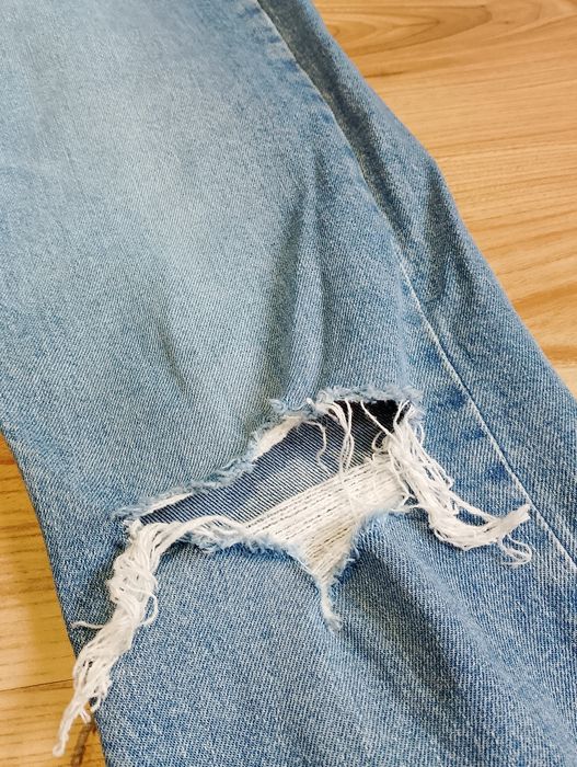 Niebieskie Męskie Spodnie Jeansowe Dżinsowe Z Przetarciami  Levi's 519