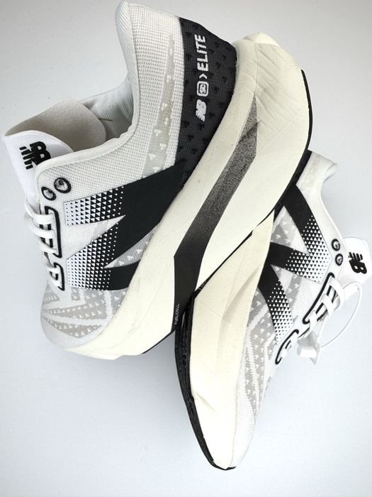 Кроссовки  New Balance НОВЫЕ - 39 размер есть в НАЛИЧИИ