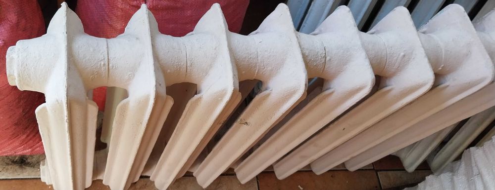 Kaloryfery zeliwne rozne