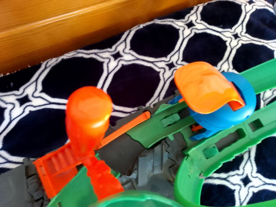 Hot Wheels Pista Dragão com Camião de Bombeiros