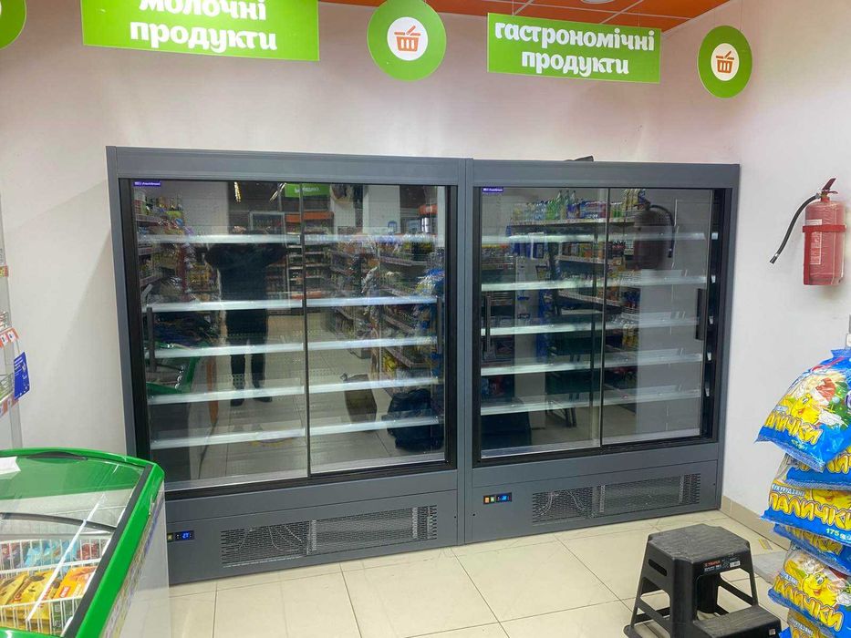 Холодильні вітрини в магазин. Енергозберігаючі регали. Гірки. Стелажі