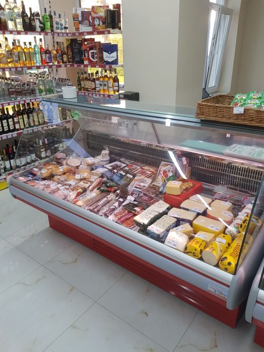 Холодильник Регал морозилка кондитерська