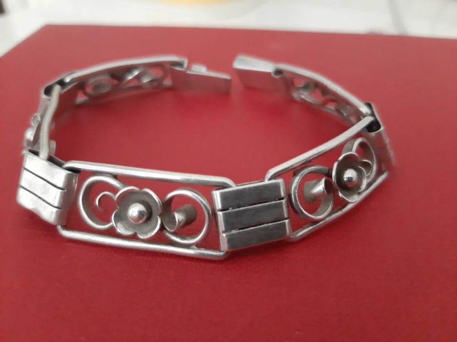 Stara srebrna bransoleta