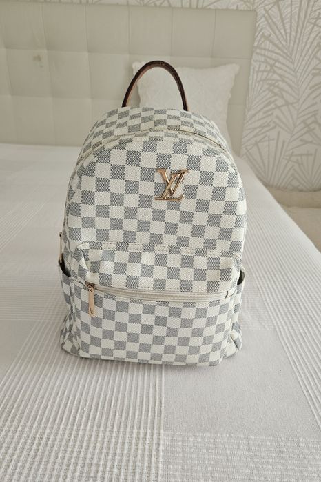 Malas novas e outras usadas a partir de 10€