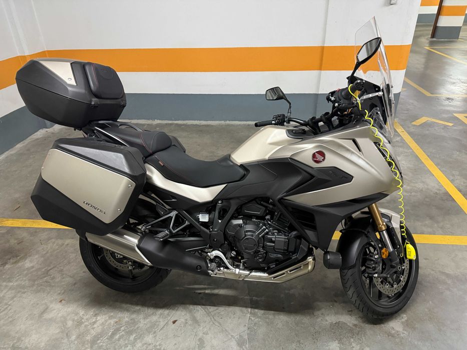 2025 Honda NT1100 DCT-ES