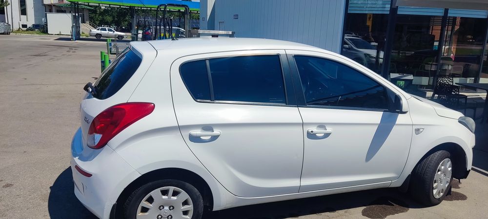 Продам hyundai i20 2014 г
