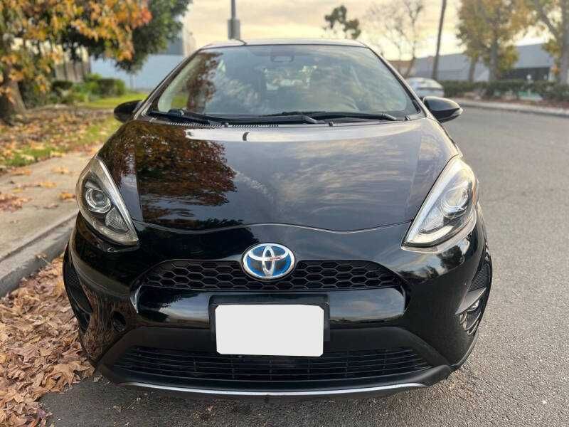 2018 Toyota Prius c