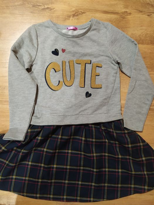 Sukienka kratka cool club smyk dresowa 134 j.nowa