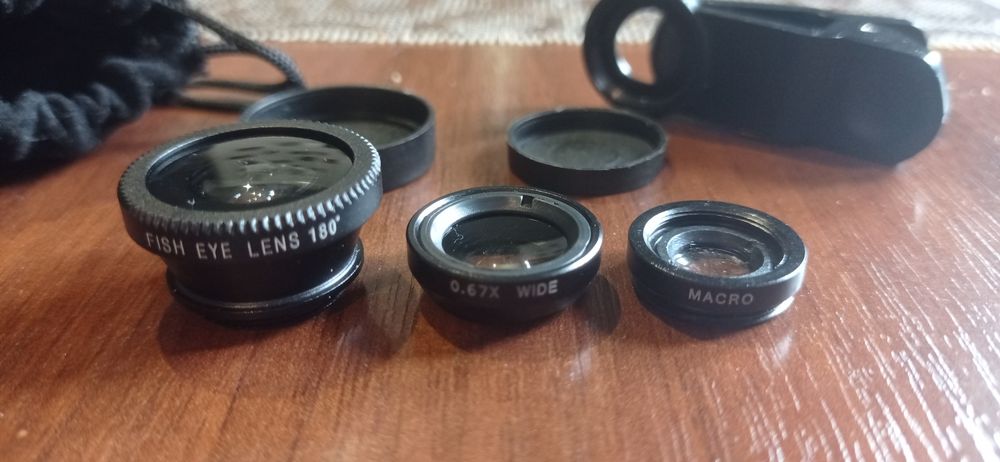 Лінза для телефону.