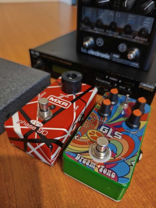 Педалі ефектів для гітари MXR, Boss, t.c. electronic, GLS, BBE