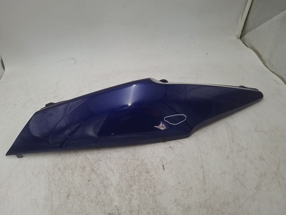 Honda cbf 600 cbf cbf600 owiewka boczek bok plastik ogon zadupek  prawy