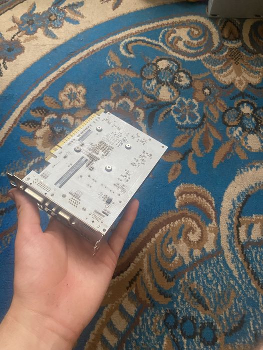 Видеокарта gt730 2gb