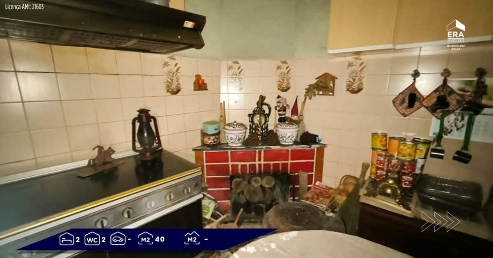 Moradia com 2 pisos, na aldeia de Póvoa de Cervães,Concelho de Mangual