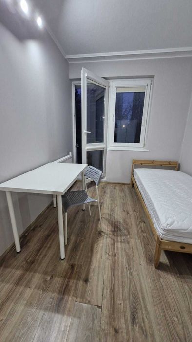 Pokój z BALKONEM | Po remoncie | Morena | Warneńska | Super lokalizacja! 200 m tramwaj
