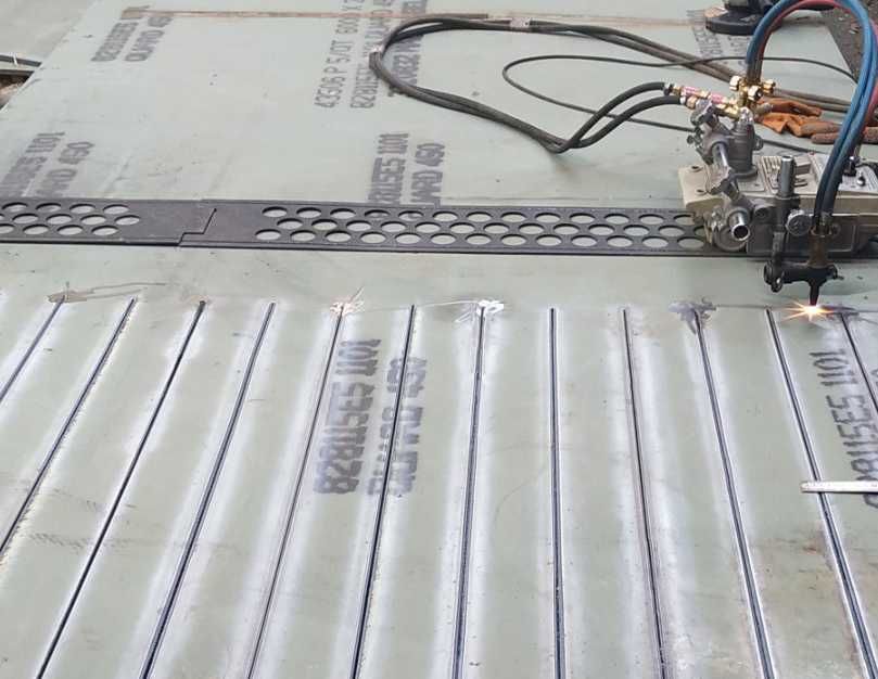 Сталь износостойкая нож ковша Quard Xar Hardox броня