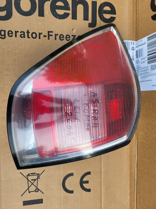 Lampa Lewa Tylna Lewy Tył Opel Astra H Kombi 2004 1.9 CDTi