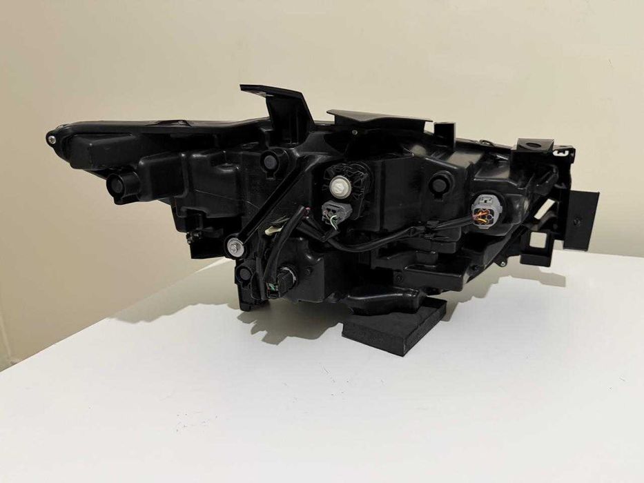 FAROL ESQUERDO – MAZDA CX-5 (2022–2025)