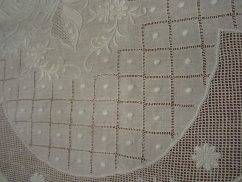 Maravilhosa Toalha da Madeira em Linho