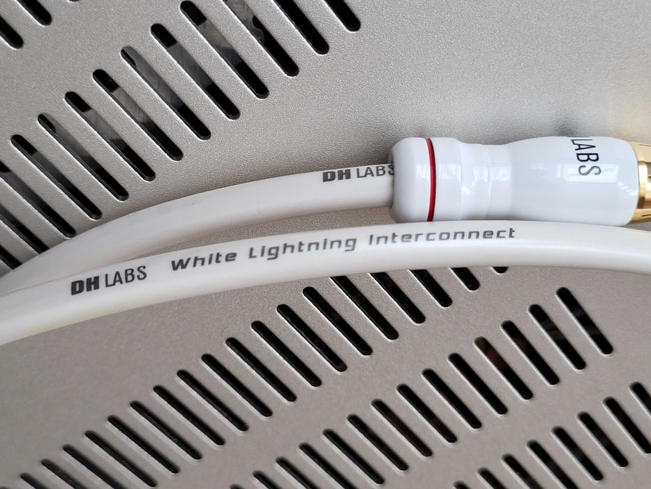 Міжблочний кабель DH Labs White Lightning 2x0,5м RCA