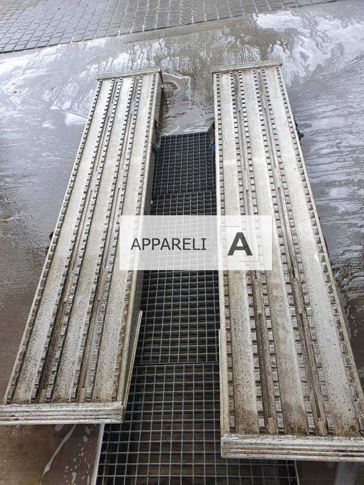 Алюмінієві трапи 2.5 м Грузоподъемность 12 тон 24 тони