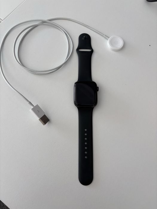 Apple Watch SE em excelentes condicoes