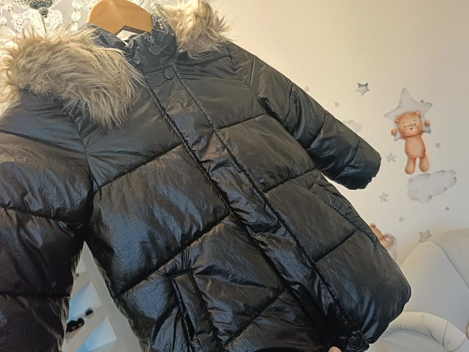 Kurtka Reserved czarna błyszcząca 110 plus buty zimowe białe RE 29