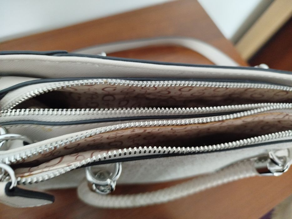 Orginalna piękna torba Guess