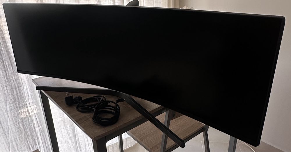 Monitor Gaming Curvo SAMSUNG