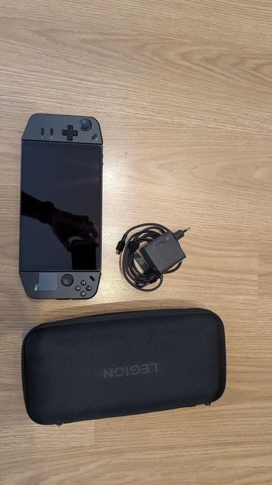 Lenovo Legion Go 1TB + 512gb cartão sd