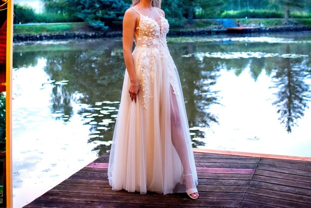 Suknia ślubna Diana Orchidea z welonem