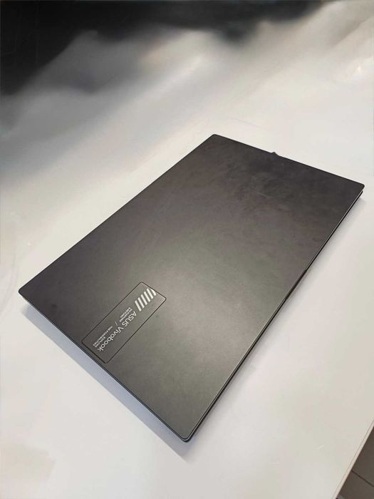 PC Portátil ASUS Vivobook Go 14/15