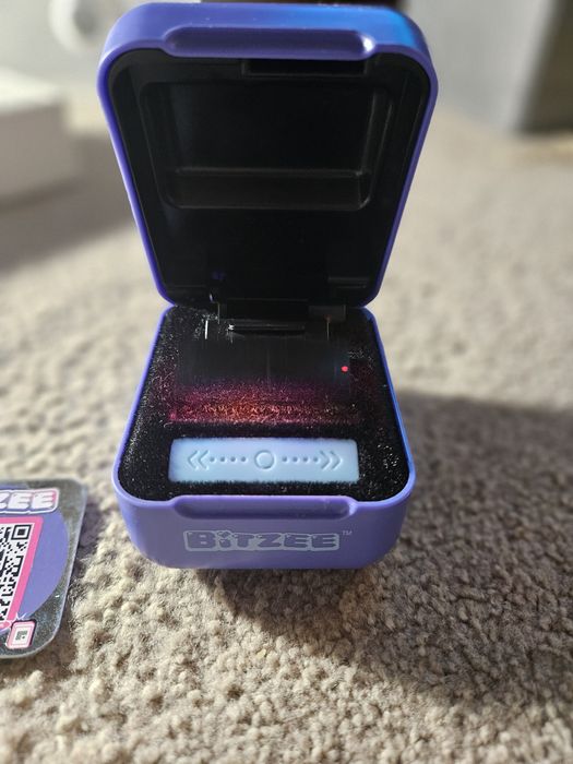 Bitzee Mascote Interativa