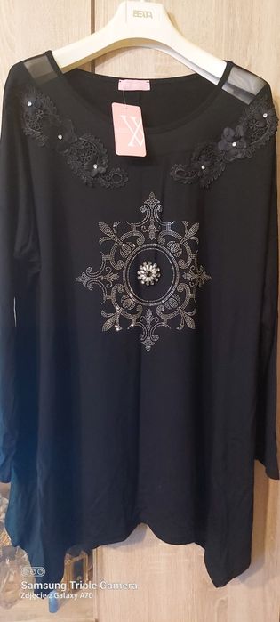 Czarna  nowa tuniczka.