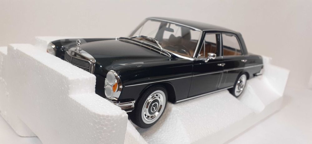 1/18 Mercedes-Benz 280 SE 1968 W108 - Norev