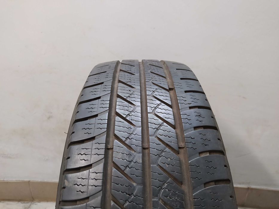 1x205/65R16C Goodyear Vector 4Seasons Cargo, 2020 rok, 107/105T