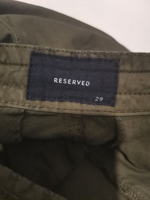 Męskie spodnie Reserved